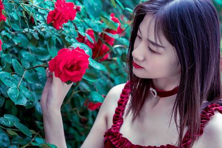 锲而不舍落实中央八项规定精神 把“问题清单”转变为“满意清单”